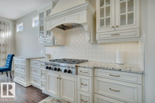 631 Howatt Drive, Edmonton, AB - Indoor Photo Showing Kitchen With Upgraded Kitchen