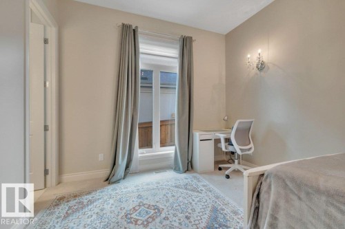 631 Howatt Drive, Edmonton, AB - Indoor