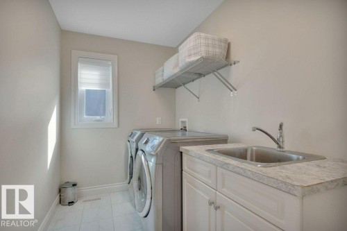 631 Howatt Drive, Edmonton, AB - Indoor Photo Showing Laundry Room