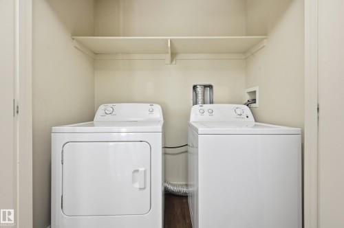 Laundry area with independent washer and dryer - 1346 Cunningham Drive W, Edmonton, AB - Indoor Photo Showing Laundry Room
