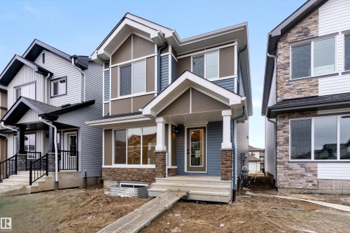6222 175A Avenue, Edmonton, AB - Indoor Photo Showing Other Room