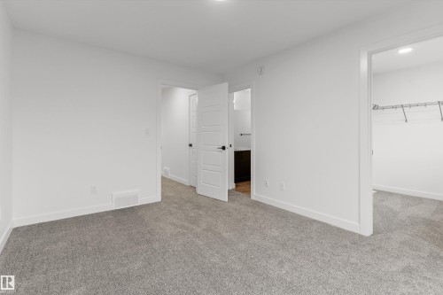 6222 175A Avenue, Edmonton, AB - Indoor Photo Showing Other Room