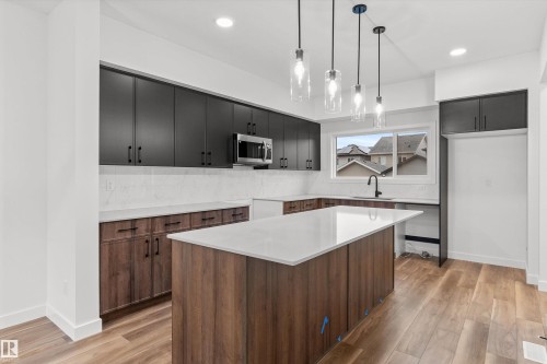 6222 175A Avenue, Edmonton, AB - Indoor Photo Showing Other Room