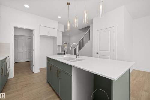 632 176 Avenue, Edmonton, AB - Indoor Photo Showing Kitchen With Double Sink With Upgraded Kitchen