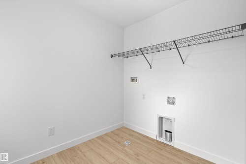 632 176 Avenue, Edmonton, AB - Indoor With Storage