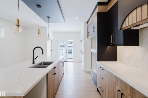 9709 157 St Nw, Edmonton, AB - Indoor Photo Showing Kitchen With Double Sink With Upgraded Kitchen