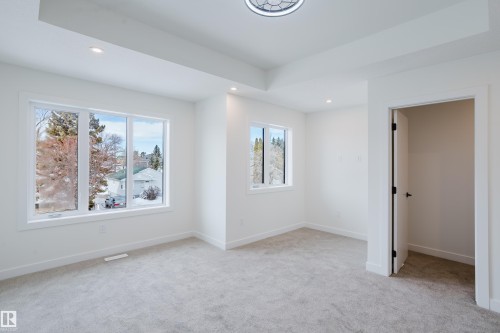 9709 157 St Nw, Edmonton, AB - Indoor Photo Showing Other Room