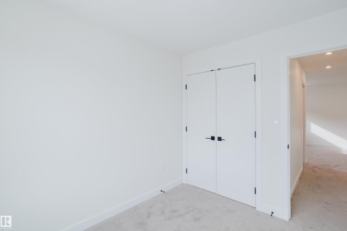 9709 157 St Nw, Edmonton, AB - Indoor Photo Showing Other Room