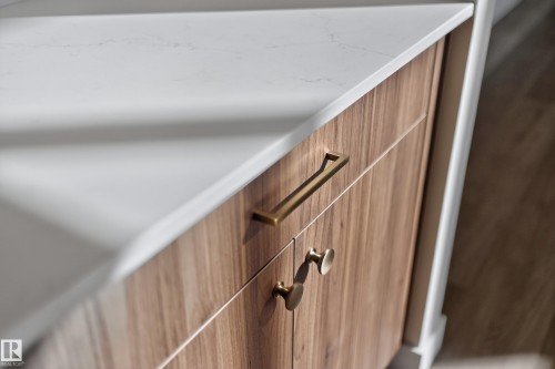 211 Paterson Link Link, Edmonton, AB - Indoor Photo Showing Other Room