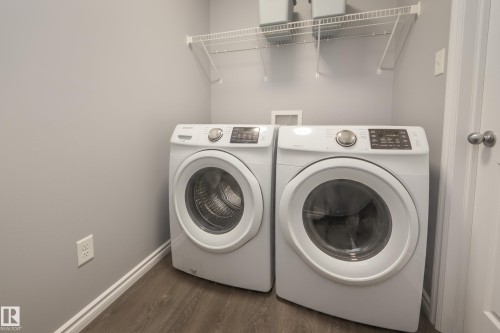 8 Ebbers Close, Edmonton, AB - Indoor Photo Showing Laundry Room
