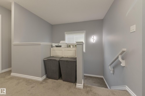 8 Ebbers Close, Edmonton, AB - Indoor