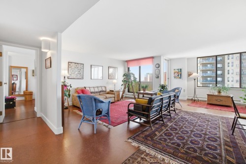 1105 8340 Jasper Avenue, Edmonton, AB - Indoor Photo Showing Living Room