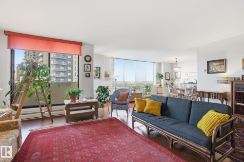 1105 8340 Jasper Avenue, Edmonton, AB - Indoor Photo Showing Living Room