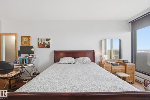 1105 8340 Jasper Avenue, Edmonton, AB - Indoor Photo Showing Bedroom