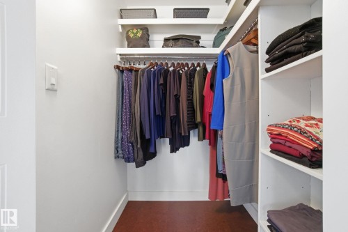 1105 8340 Jasper Avenue, Edmonton, AB - Indoor With Storage