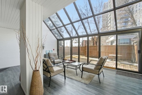 1105 8340 Jasper Avenue, Edmonton, AB - Indoor Photo Showing Other Room