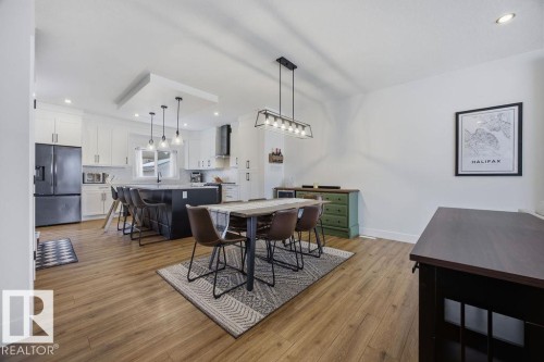 35 Dorais Way, Fort Saskatchewan, AB - Indoor Photo Showing Dining Room