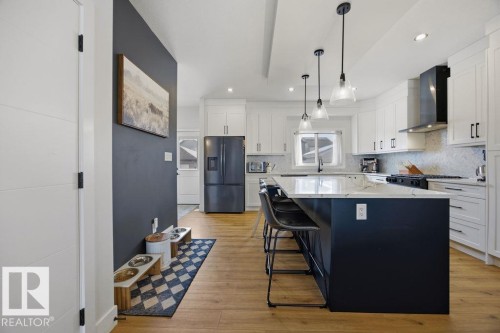 35 Dorais Way, Fort Saskatchewan, AB - Indoor Photo Showing Kitchen With Upgraded Kitchen