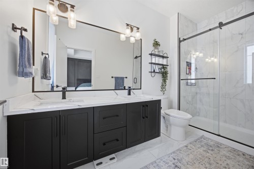 35 Dorais Way, Fort Saskatchewan, AB - Indoor Photo Showing Bathroom