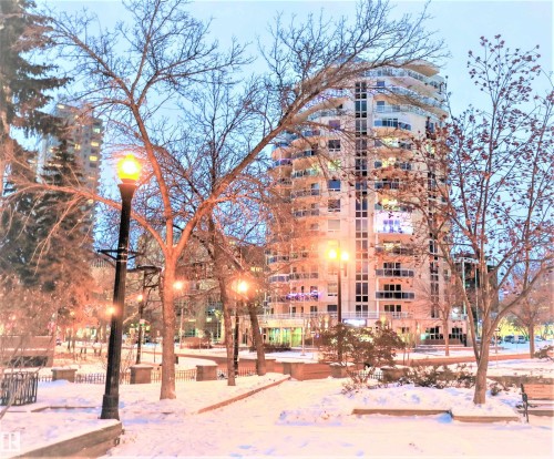 902 10504 99 Avenue, Edmonton, AB - Outdoor With View