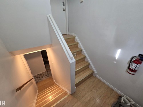 10282 87 Street, Edmonton, AB - Indoor Photo Showing Other Room