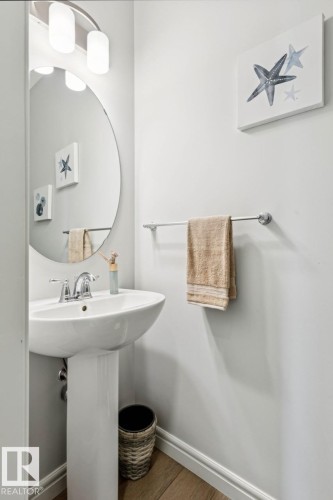 12908 211 Street, Edmonton, AB - Indoor Photo Showing Bathroom