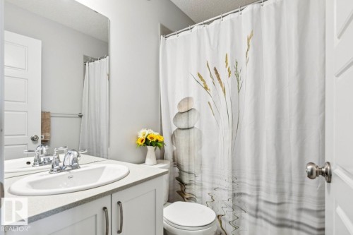 12908 211 Street, Edmonton, AB - Indoor Photo Showing Bathroom