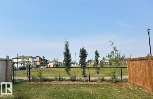 12908 211 Street, Edmonton, AB - Outdoor
