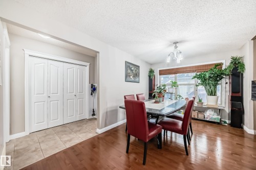 351 Griesbach School Road, Edmonton, AB - Indoor Photo Showing Dining Room