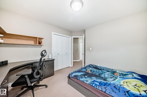 351 Griesbach School Road, Edmonton, AB - Indoor Photo Showing Bedroom