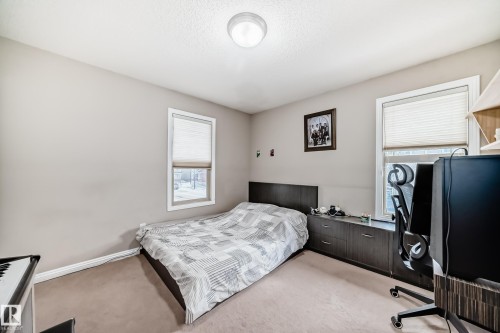 351 Griesbach School Road, Edmonton, AB - Indoor Photo Showing Bedroom