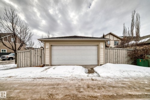 351 Griesbach School Road, Edmonton, AB - Outdoor