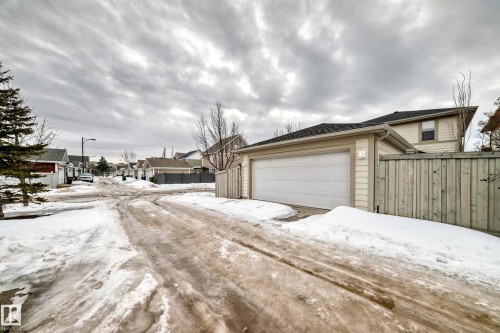 351 Griesbach School Road, Edmonton, AB - Outdoor