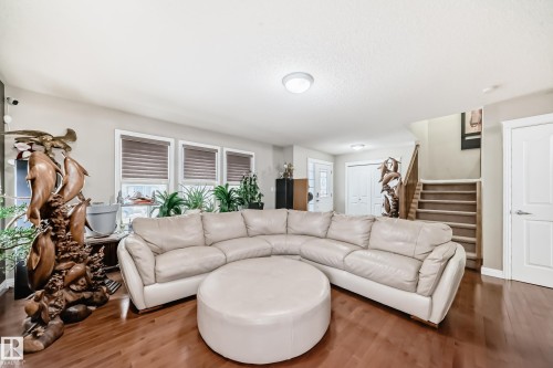 351 Griesbach School Road, Edmonton, AB - Indoor Photo Showing Living Room