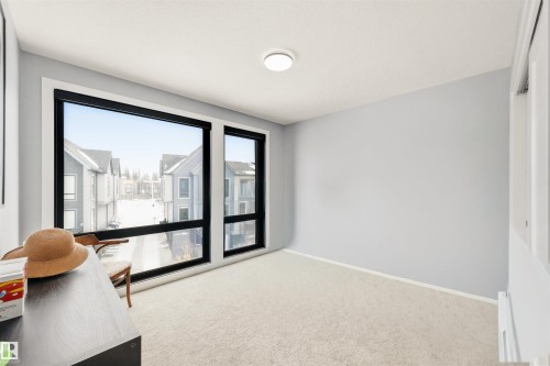 44 1304 Rutherford Road, Edmonton, AB - Indoor Photo Showing Other Room