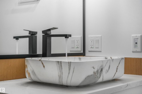 3510 44 Avenue, Beaumont, AB - Indoor