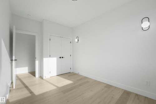 3510 44 Avenue, Beaumont, AB - Indoor Photo Showing Other Room