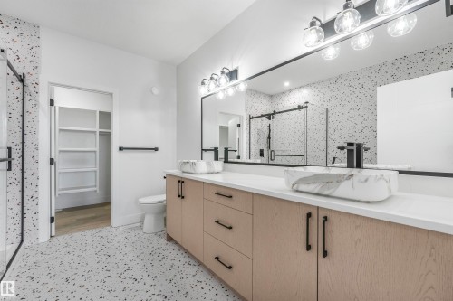 3510 44 Avenue, Beaumont, AB - Indoor Photo Showing Bathroom