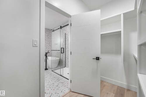 3510 44 Avenue, Beaumont, AB - Indoor