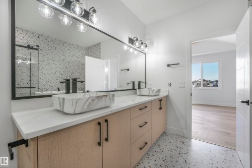 3510 44 Avenue, Beaumont, AB - Indoor Photo Showing Bathroom