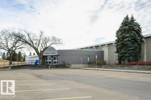 8607 62 Street, Edmonton, AB - Outdoor