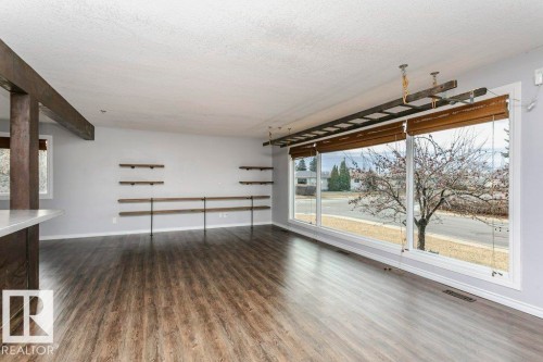8607 62 Street, Edmonton, AB - Indoor Photo Showing Other Room