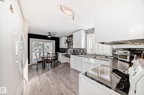 6111 18 Avenue, Edmonton, AB - Indoor