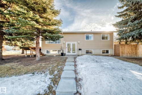 6111 18 Avenue, Edmonton, AB - Outdoor