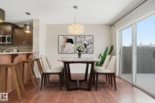 2424 Casselman Crescent, Edmonton, AB - Indoor Photo Showing Dining Room