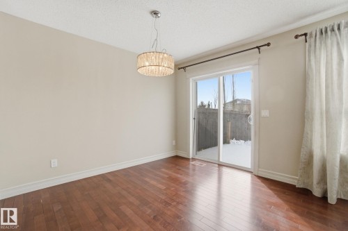 2424 Casselman Crescent, Edmonton, AB - Indoor Photo Showing Other Room