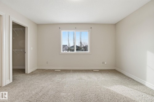 2424 Casselman Crescent, Edmonton, AB - Indoor Photo Showing Other Room