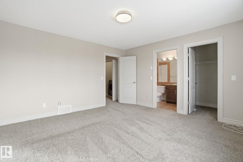 2424 Casselman Crescent, Edmonton, AB - Indoor Photo Showing Other Room