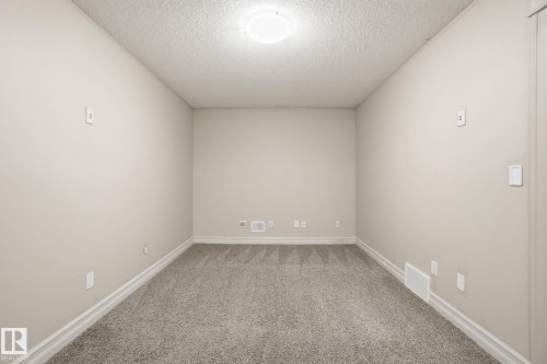 2424 Casselman Crescent, Edmonton, AB - Indoor Photo Showing Other Room
