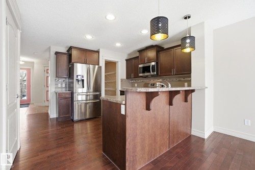 2424 Casselman Crescent, Edmonton, AB - Indoor Photo Showing Kitchen With Stainless Steel Kitchen